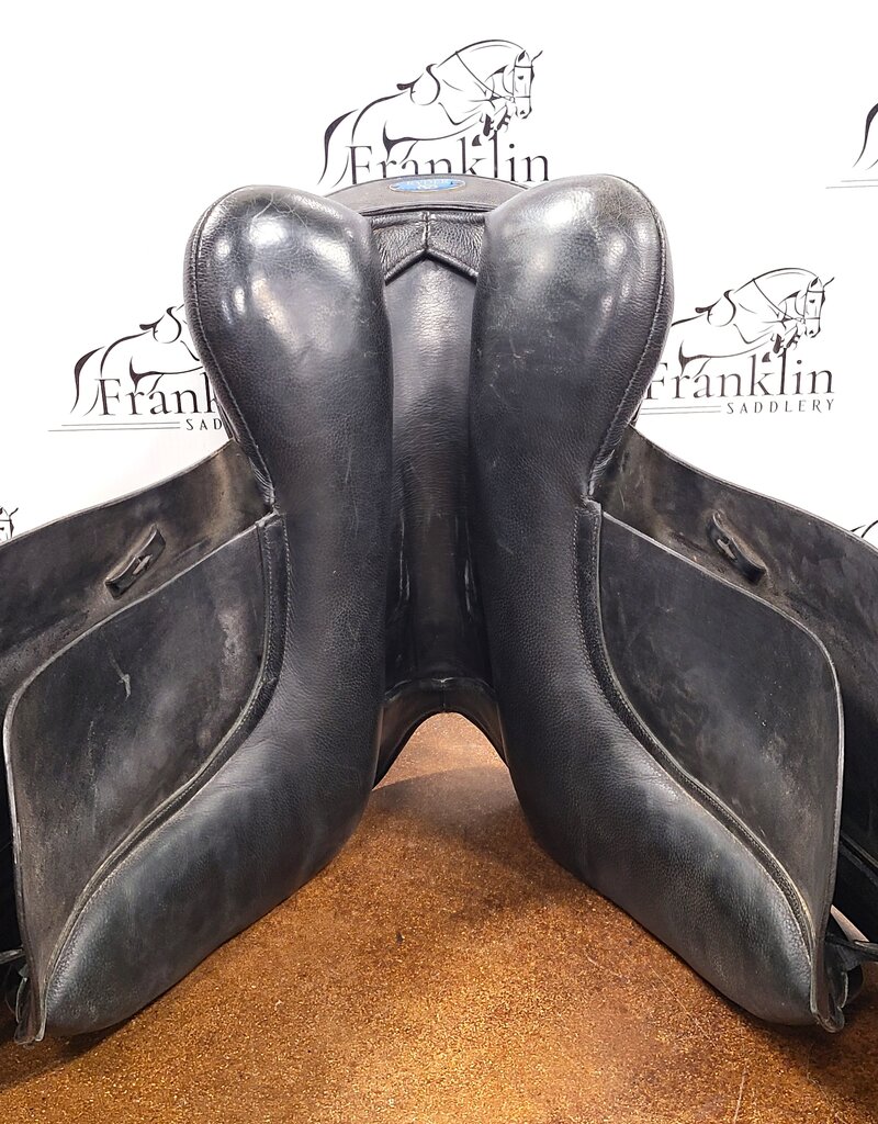 Ryder Legacy Dressage Saddle 18" Seat Consignment #881