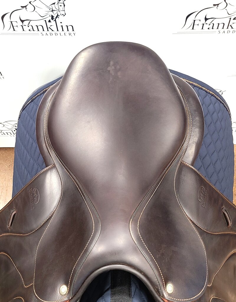 Devoucoux Biarritz C Saddle 17" Seat 1A Flap Consignment #629