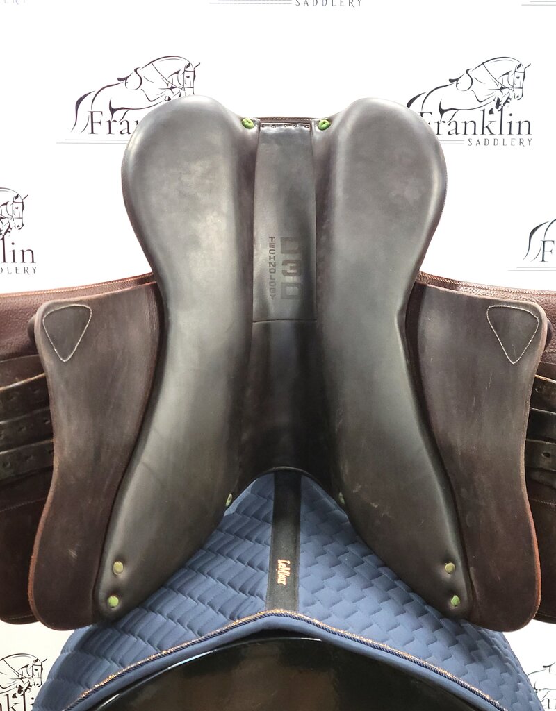 Devoucoux Biarritz C Saddle 17" Seat 1A Flap Consignment #629