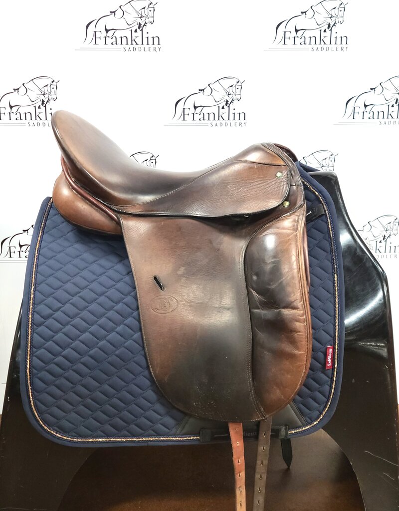 JES Elite Dressage Saddle 18.5" Seat Consignment #885