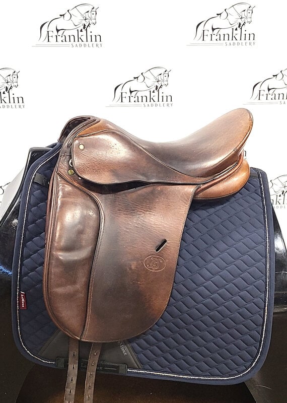 JES Elite Dressage Saddle 17" Seat Consignment #886