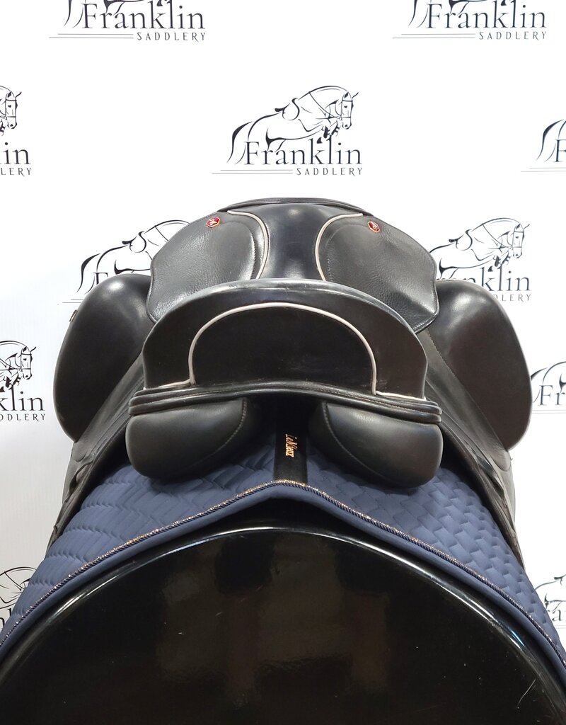 Albion Fabrento Monoflap Dressage Saddle 17.5" Seat Consignment #887