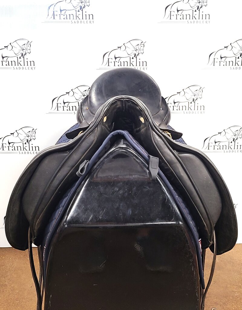 Albion SL Dressage Saddle 18" Seat Consignment #893