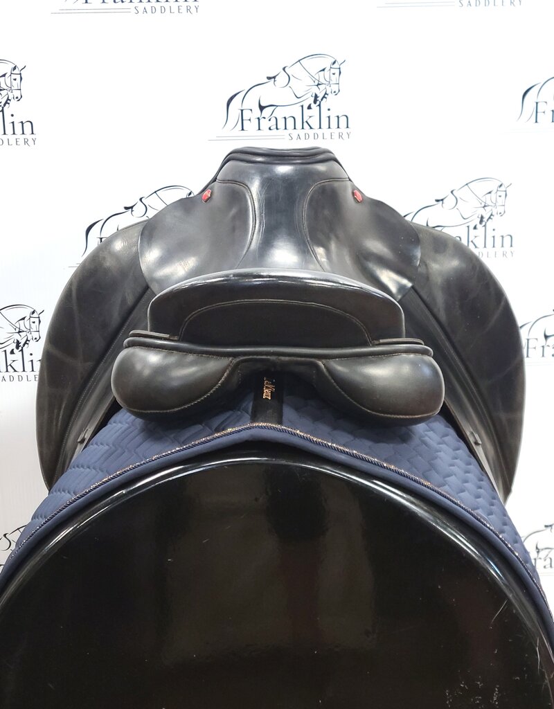 Albion SL Dressage Saddle 18" Seat Consignment #893