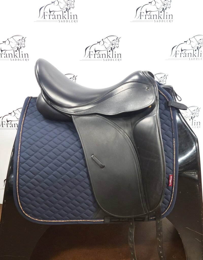 County Custom Dressage Saddle 17.5" Seat Consignment #889