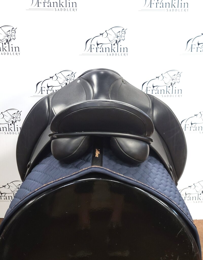 County Custom Dressage Saddle 17.5" Seat Consignment #889