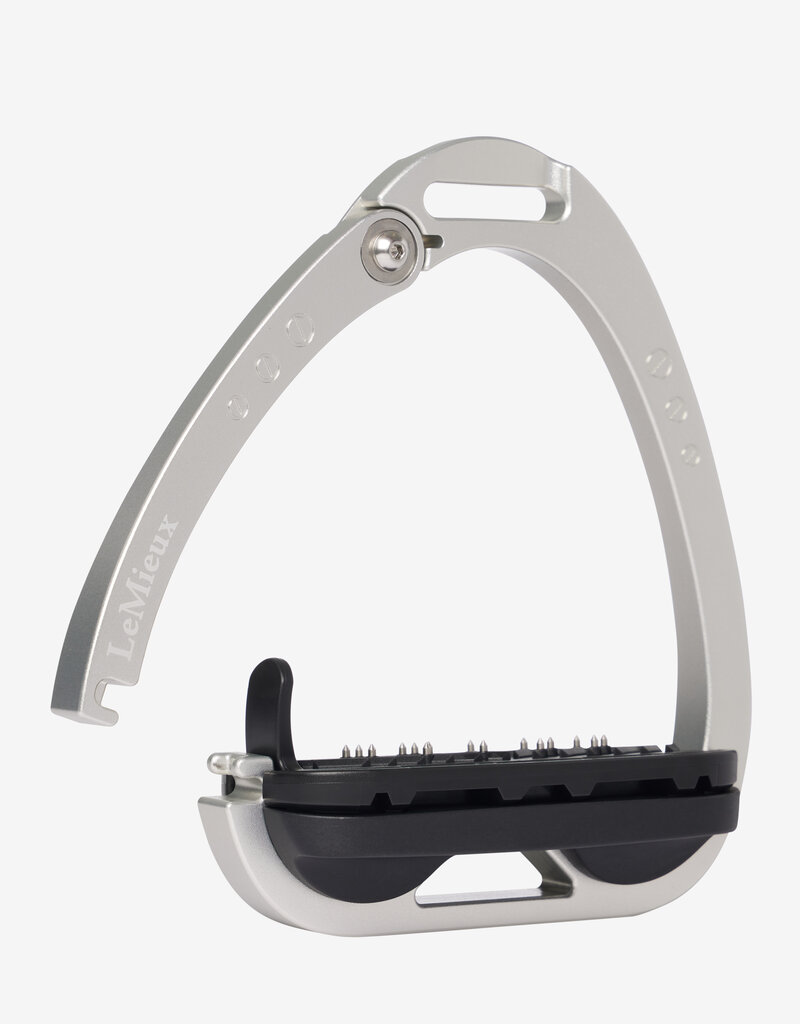 LeMieux LeMieux Vector Balance Stirrups