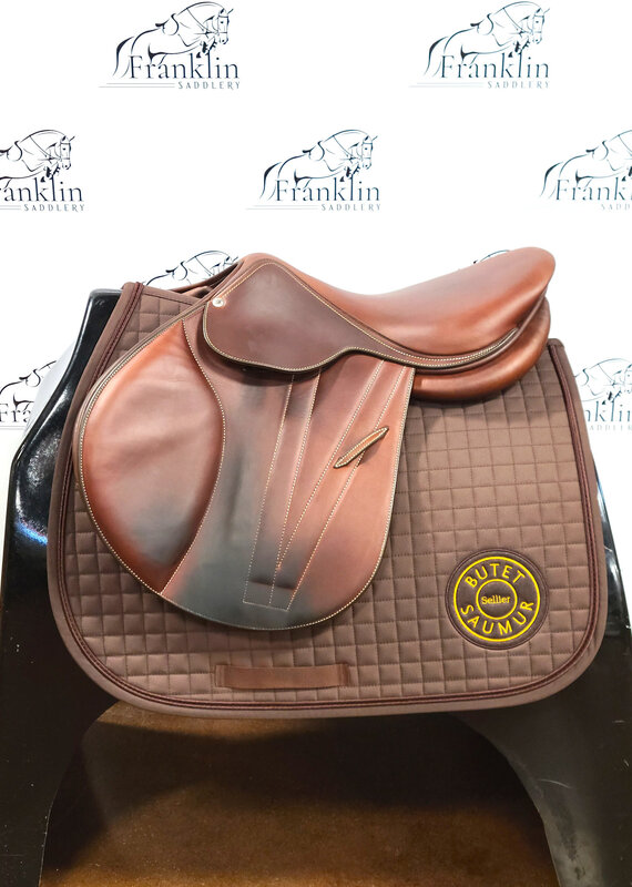 Butet Used Premium Integrated Butet L 16.5" Seat 2.75 Flap Standard Tree Gold Saddle