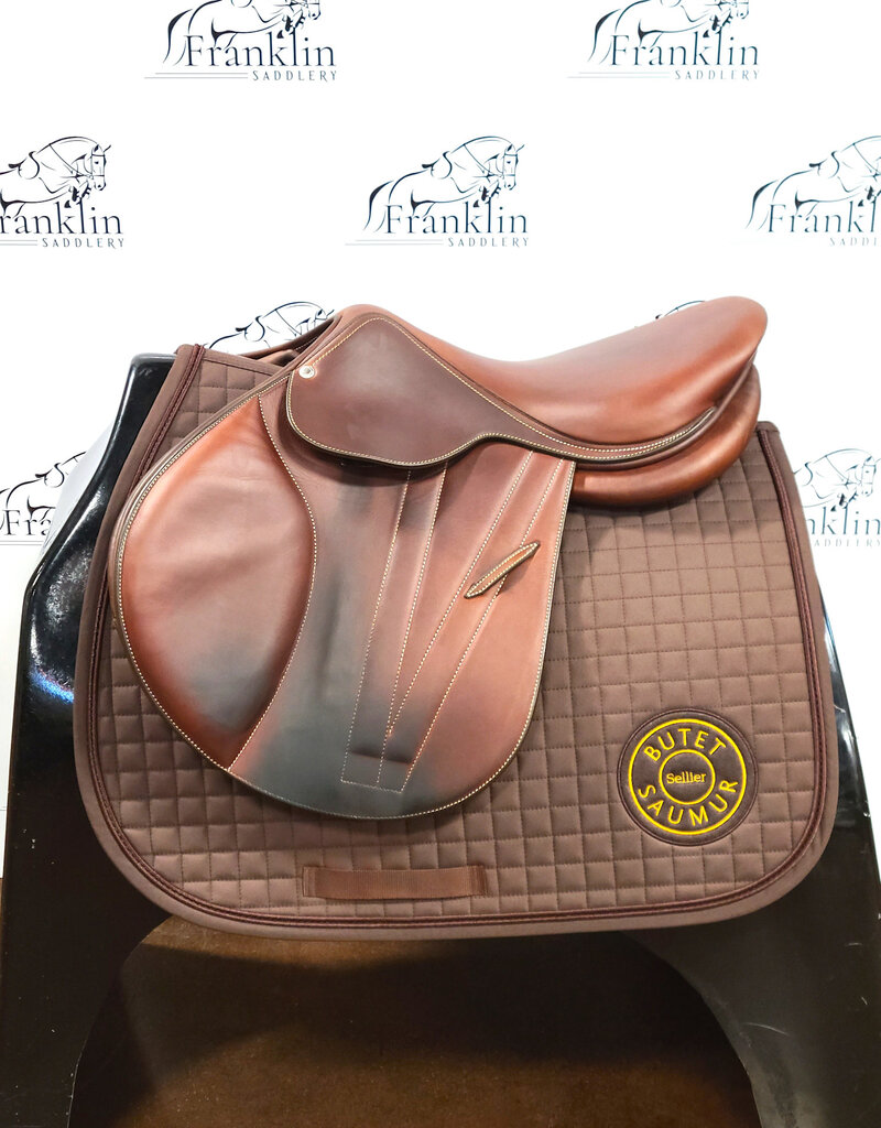 Butet Used Premium Integrated Butet L 16.5" Seat 2.75 Flap Standard Tree Gold Saddle