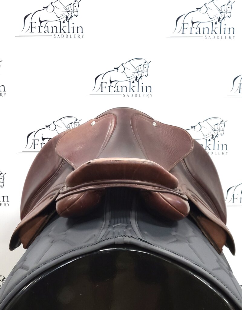 Schleese UniLight Hunt Seat Saddle 17" Seat Consignment #894