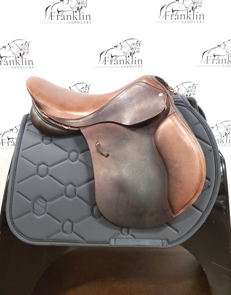 Bliss Loxley Jumping Saddle 18" Seat Consignment #899