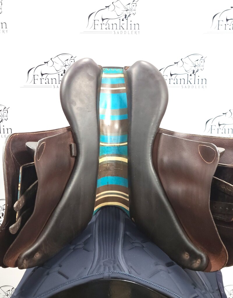Voltaire Palm Beach Jumping Saddle 17.5" Seat Consignment #902