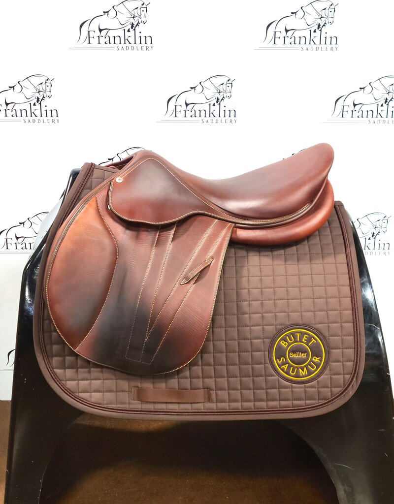 Butet Used Butet Premium Integrated M 17.5" Seat 2 Flap Wide Tree DTF Gold Saddle Consignment #661