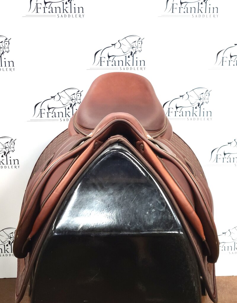Butet Used Butet Premium Integrated M 17.5" Seat 2 Flap Wide Tree DTF Gold Saddle Consignment #661