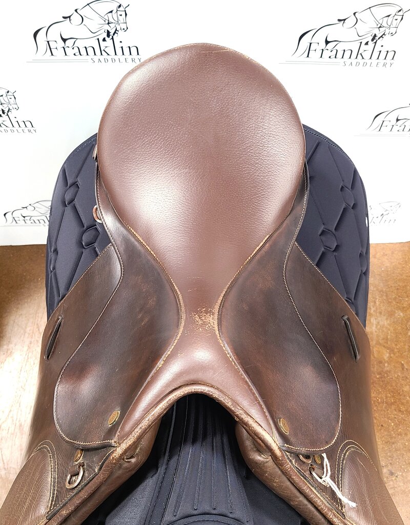 Collegiate All Purpose Saddle 17" Seat Consignment #905