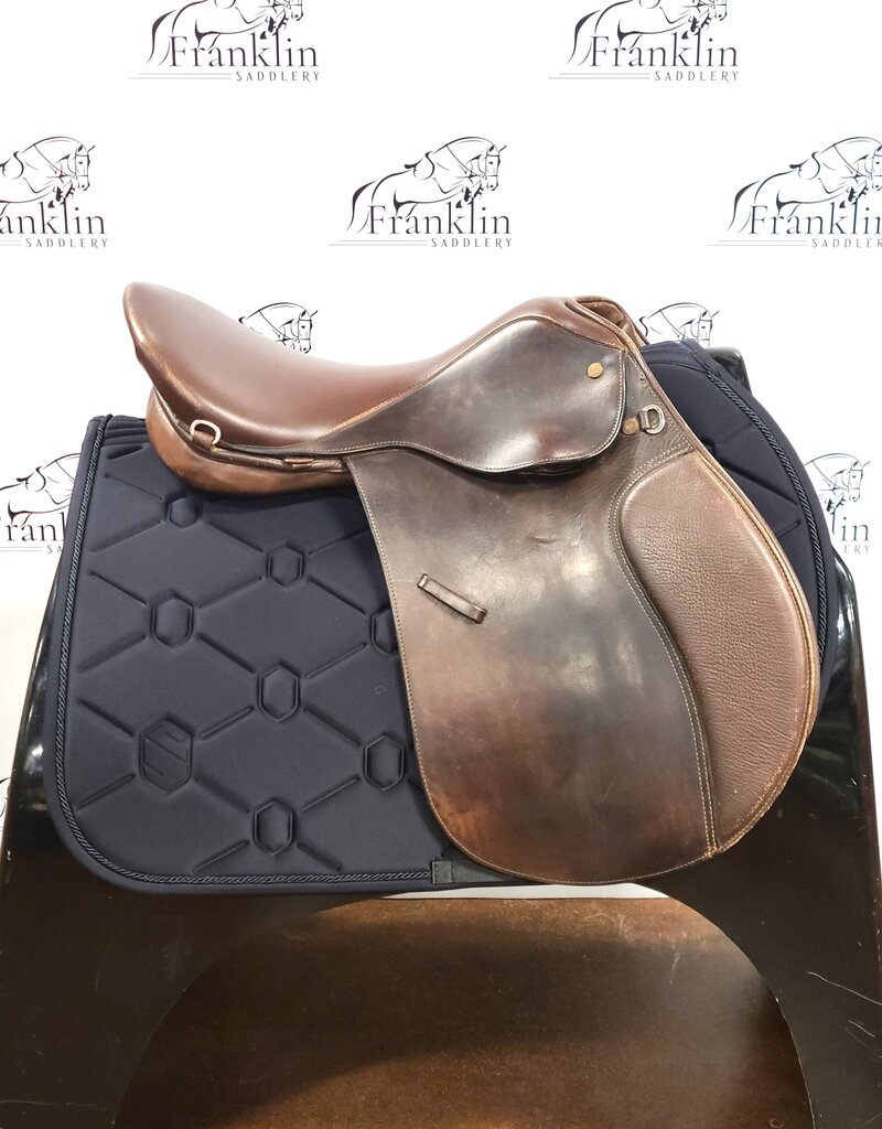 Collegiate All Purpose Saddle 17" Seat Consignment #905