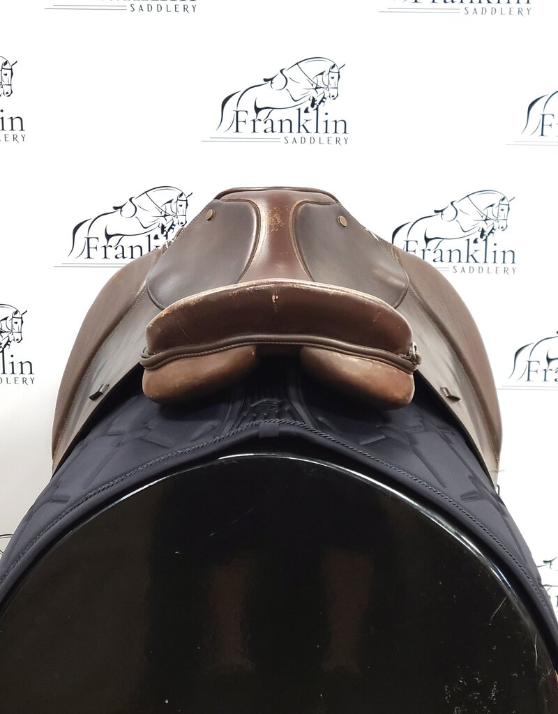 Collegiate All Purpose Saddle 17" Seat Consignment #905