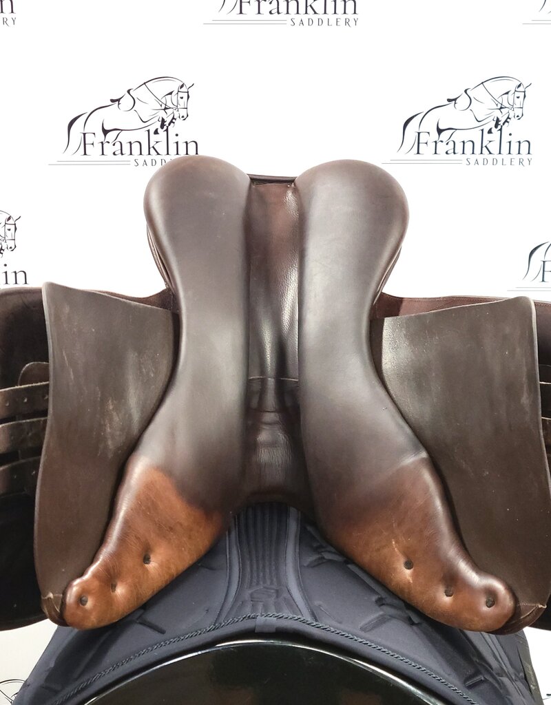 Pessoa XCH Jumping Saddle 17.5" Seat Consignment #907