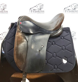 Albion Dressage Saddle 17.5" Seat Consignment #909