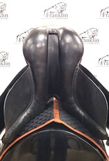 County Dressage Saddle 17.5" Seat Consignment #913