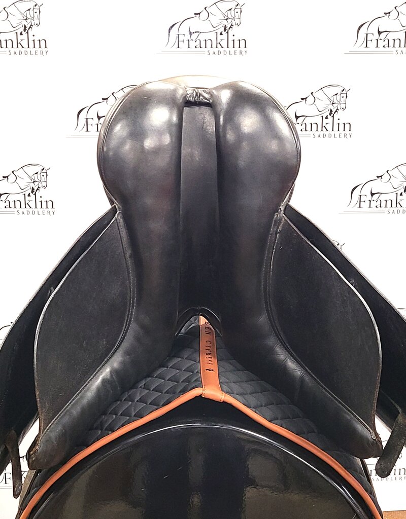 County Dressage Saddle 17.5" Seat Consignment #913