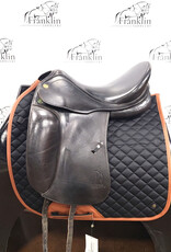 Prestige Dressage Saddle 17.5" Seat Consignment #914