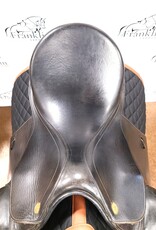 Prestige Dressage Saddle 17.5" Seat Consignment #914