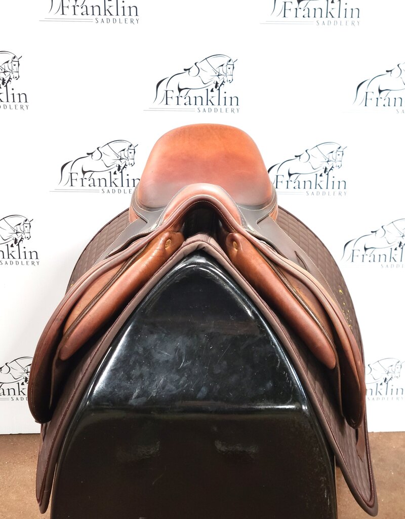 Used Butet L 16" Seat 1 Flap Standard Tree Gold Saddle Consignment #917