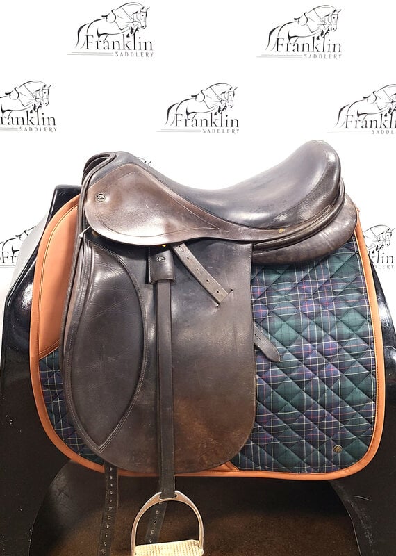 Lauriche AJ Foster Dressage Saddle 17.5" Seat Consignment #919