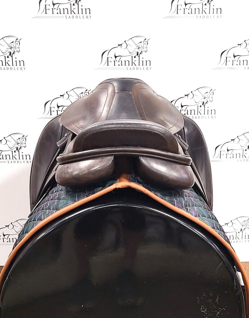 Lauriche AJ Foster Dressage Saddle 17.5" Seat Consignment #919