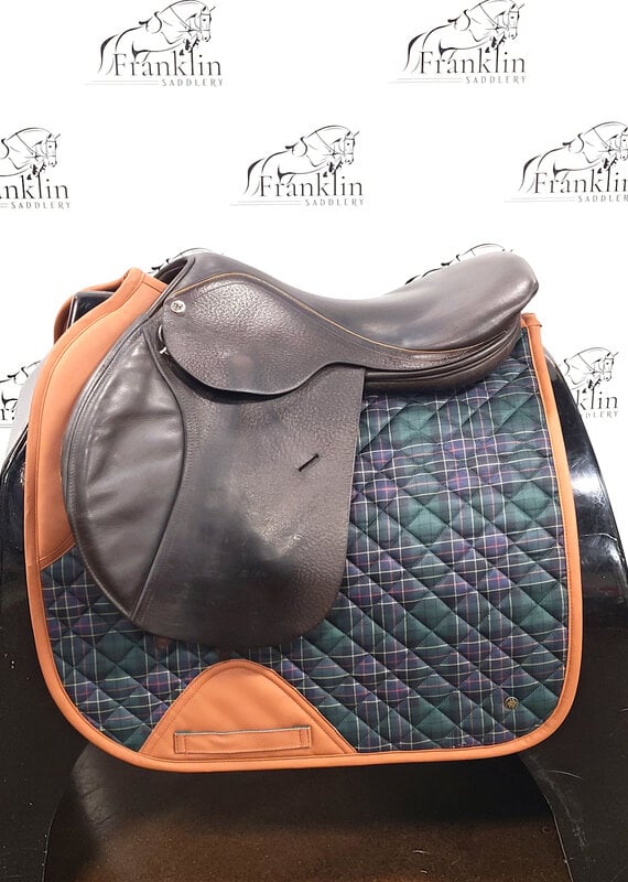 Cliff Barnsby Pegasus Jumping Saddle 17.5" Seat Consignment #921