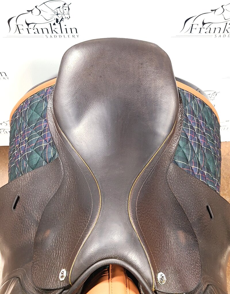 Cliff Barnsby Pegasus Jumping Saddle 17.5" Seat Consignment #921