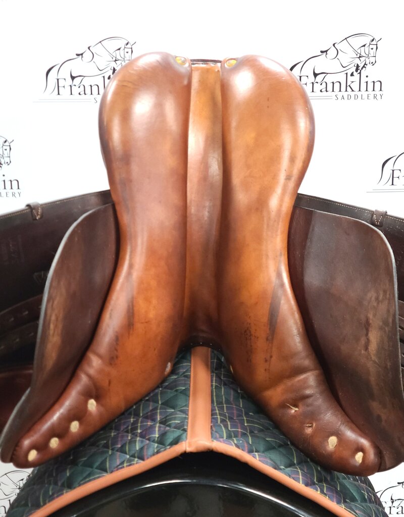 Hermes Jumping Saddle 17.5" Seat Consignment #922