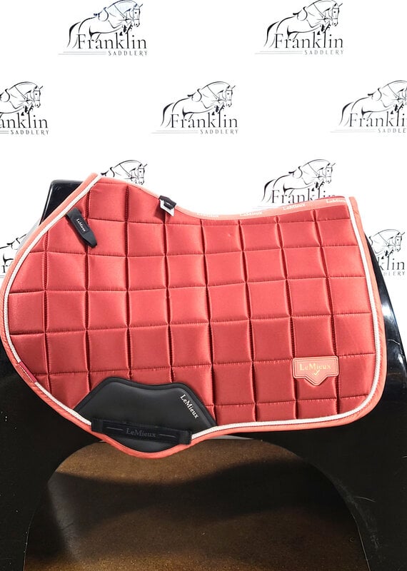 LeMieux LeMieux Loire Classic Close Contact Pad Russet