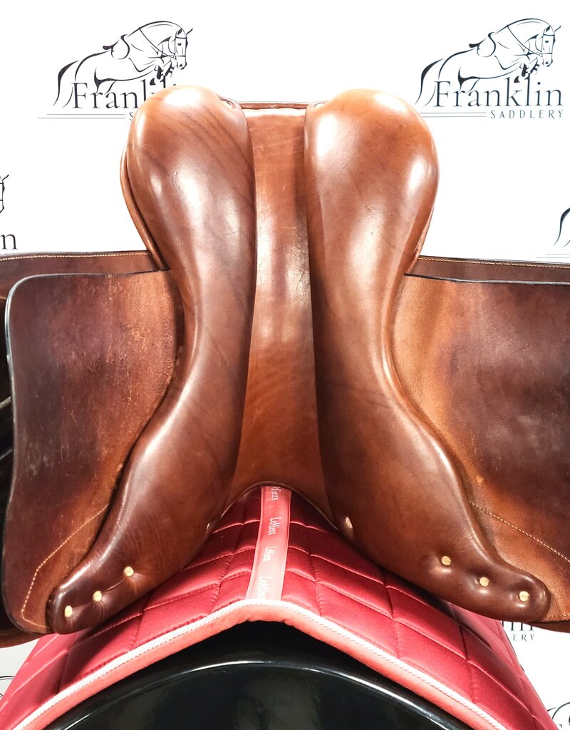 Collegiate Parfaire All Purpose Saddle 16.5" Seat Consignment #929