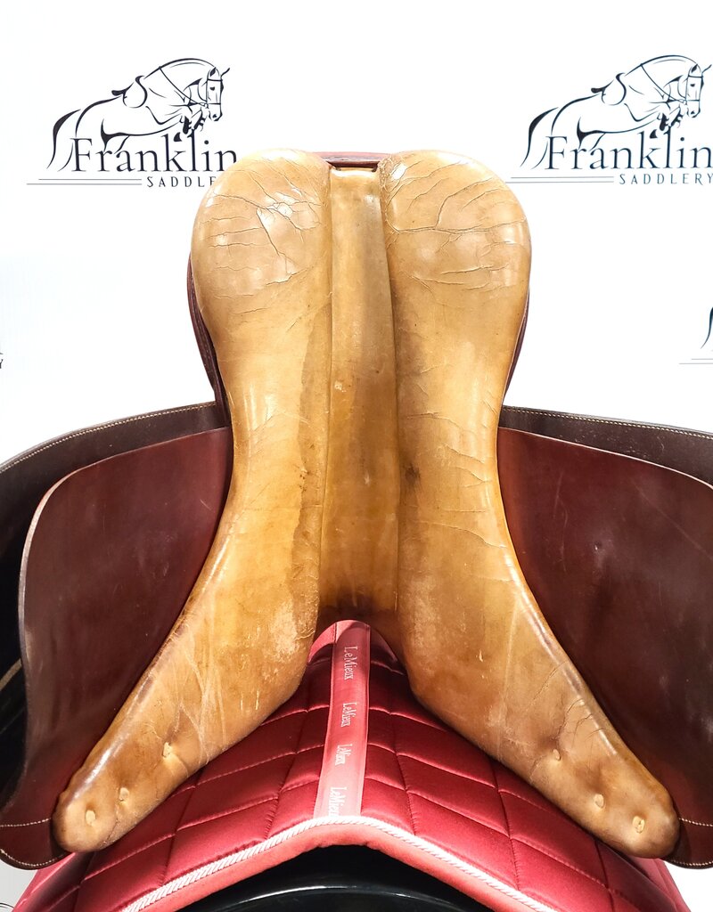 Pessoa All-Purpose Saddle 15.5" Seat Consignment #928