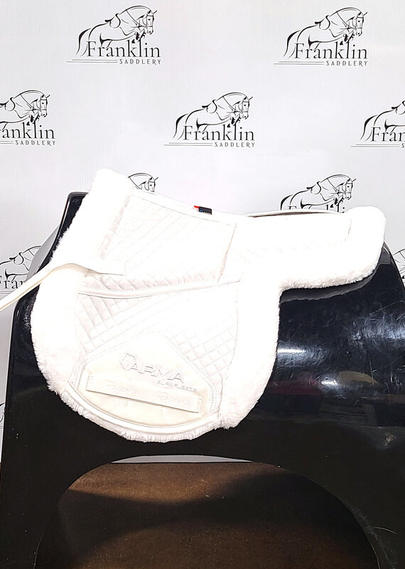 Arma Arma Shaped Saddle Pad with Corrective Shim White
