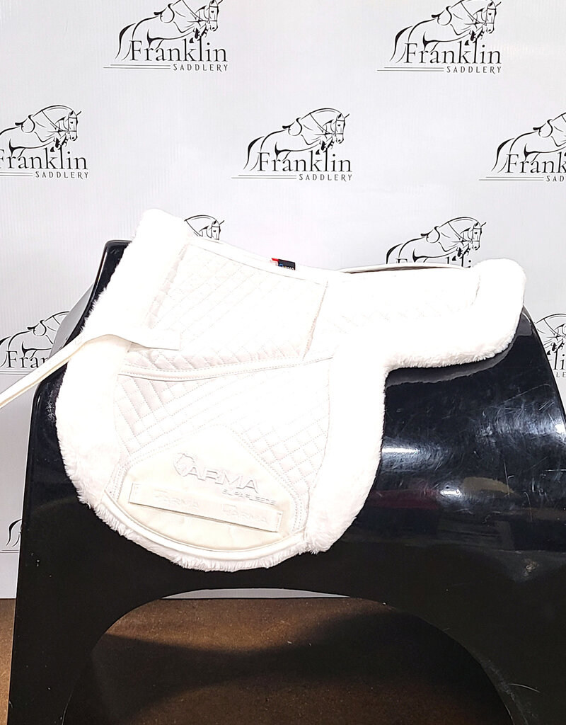 Arma Arma Shaped Saddle Pad with Corrective Shim White