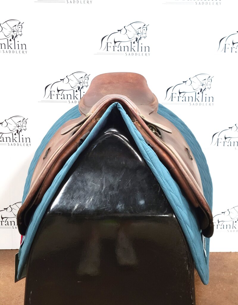 Pessoa Jumping Saddle 16.5" Seat Consignment #934