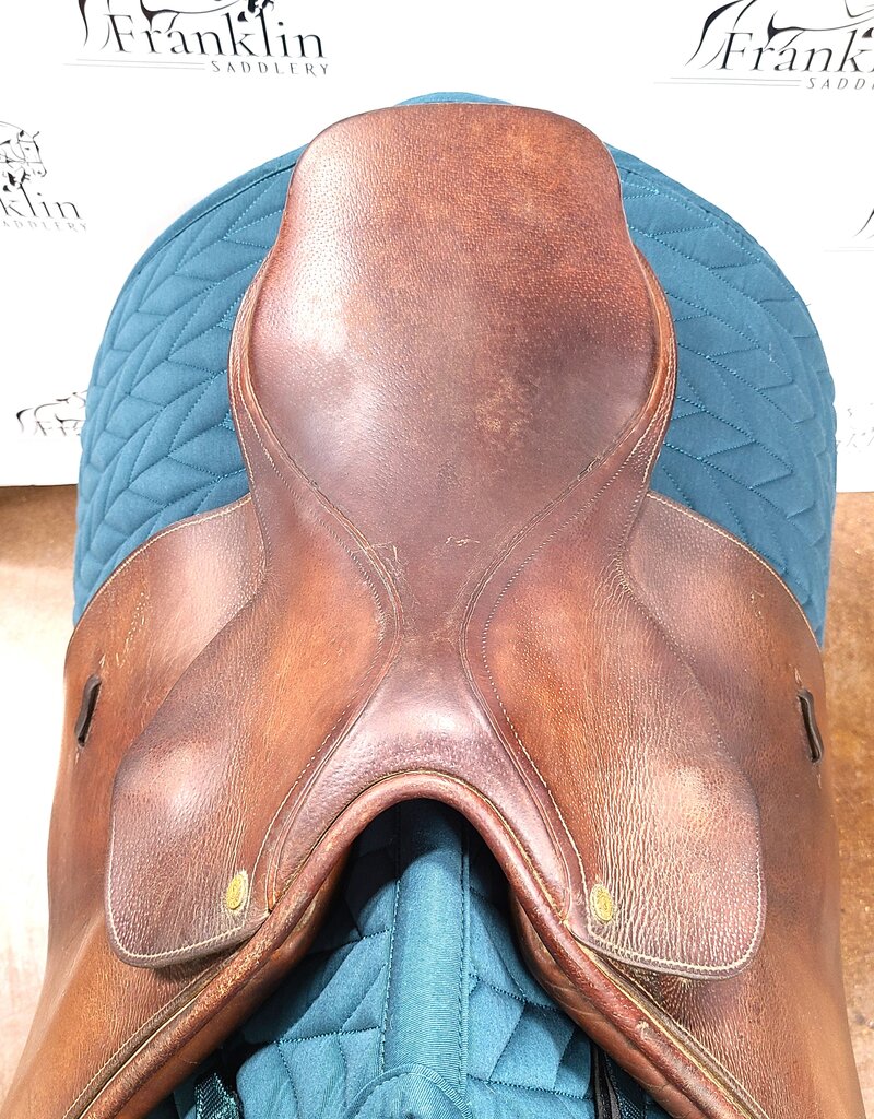Pessoa Jumping Saddle 16.5" Seat Consignment #934
