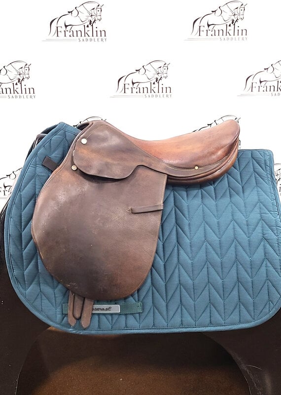 Hermes Jumping Saddle 16.5" Seat Consignment #933