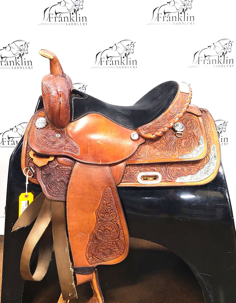 Circle Y Western Show Saddle 15" Seat Consignment #935