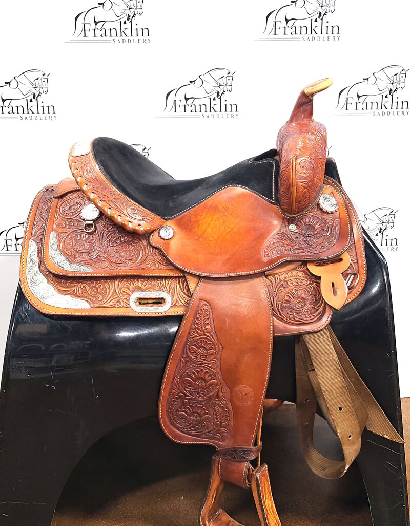 Circle Y Western Show Saddle 15" Seat Consignment #935