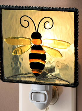 Night Light -  Bee 3"  2.5” x 4.5”