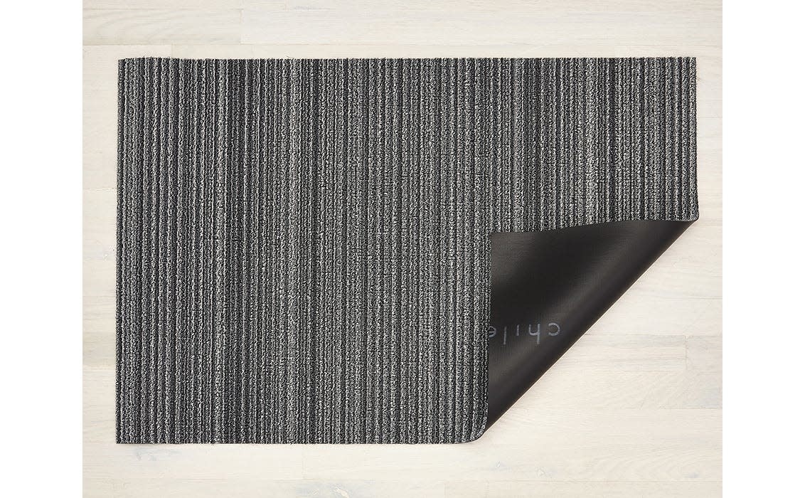 Chilewich Skinny Stripe Shag Doormat - Shadow 18” x 28”
