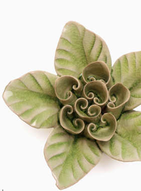 B12 - Flower Green Lotus
