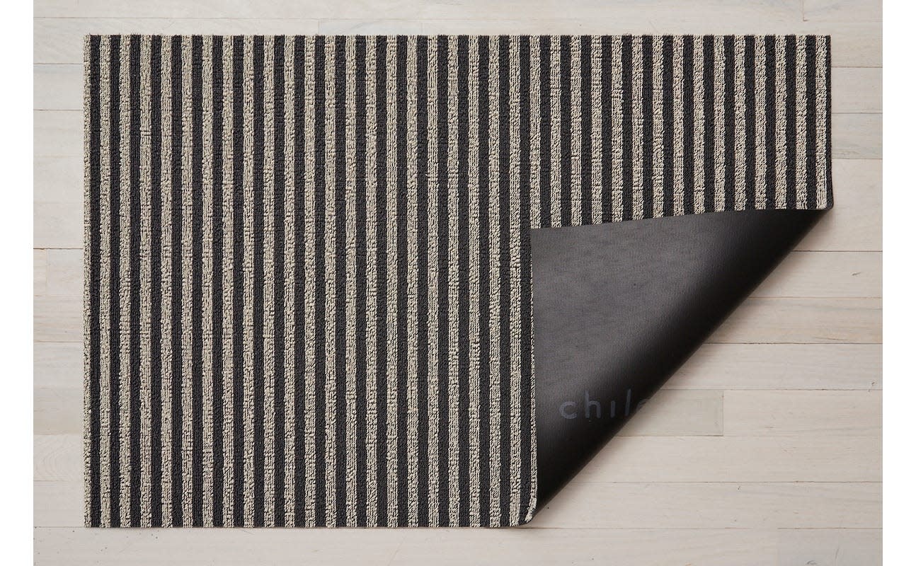 *Chilewich Breton Stripe Shag Mat Gravel Doormat (18" x 28")