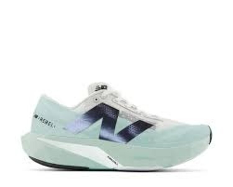 New Balance NB FuelCell  V4