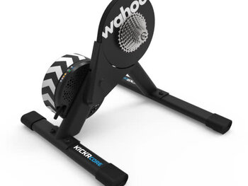 WAHOO KICKR CORE2 SMART TRAINER AVEC CASSETTE
