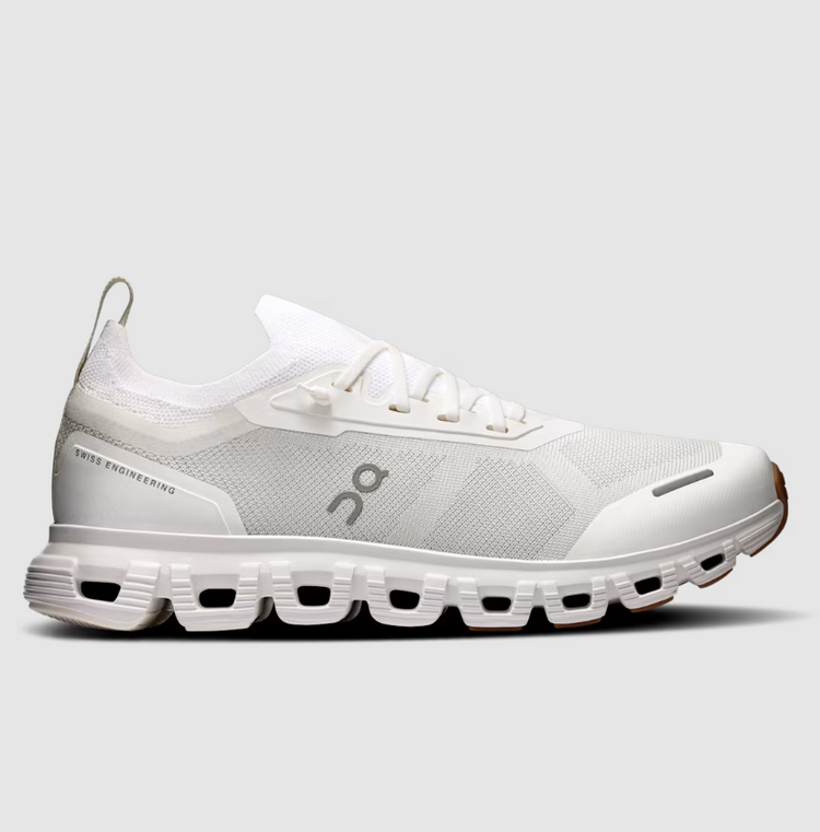 On Running On Cloud 6 Versa Femme